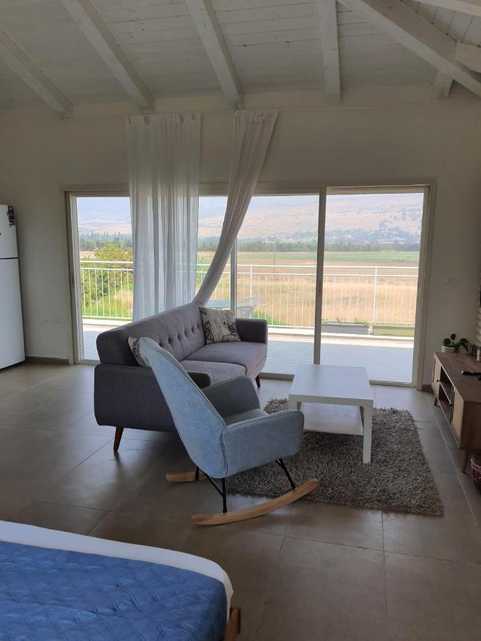 Apartment היחידה ליד הנחל עם הנוף לחרמון 33 *
