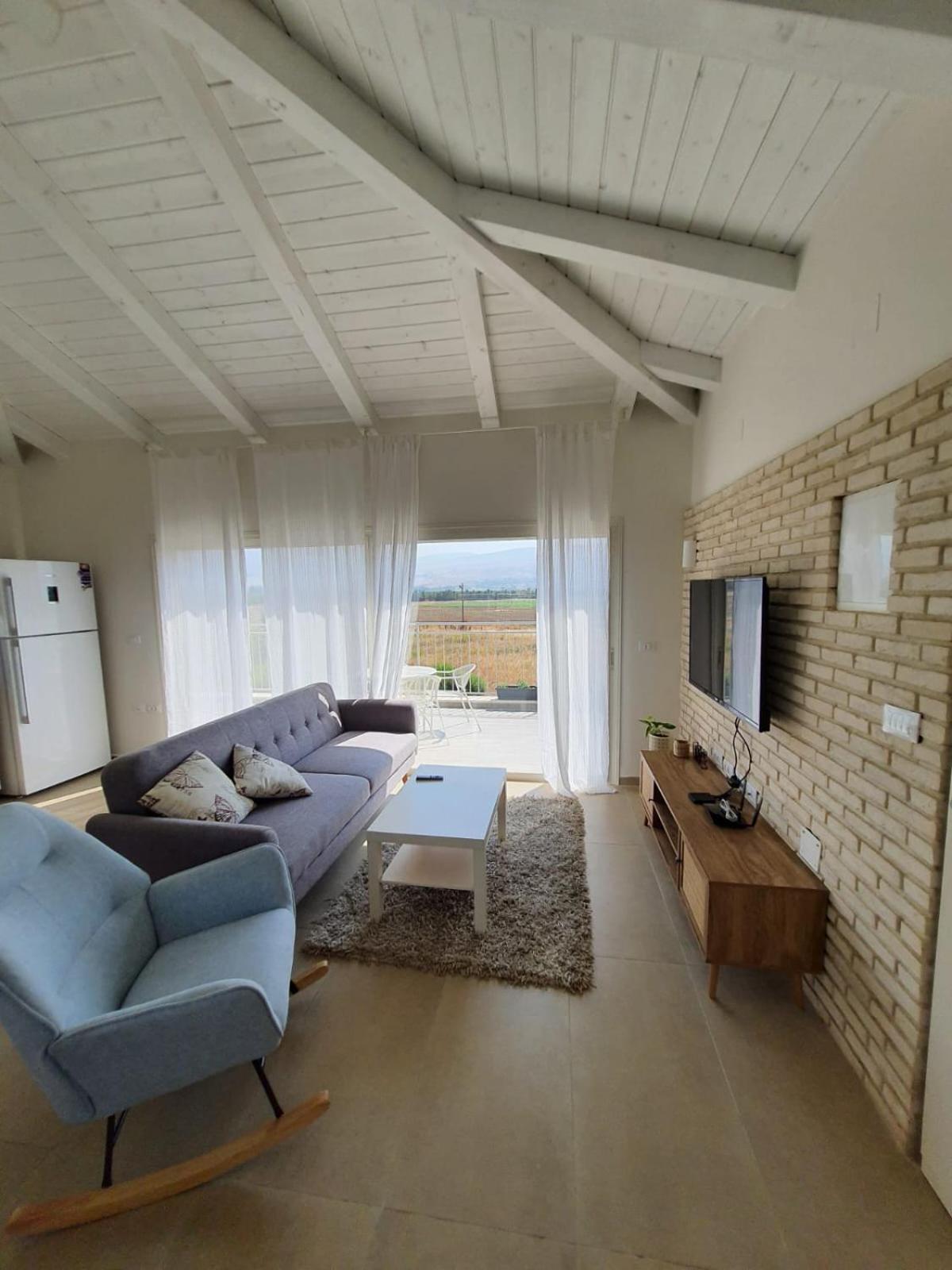 Apartment היחידה ליד הנחל עם הנוף לחרמון 33 *